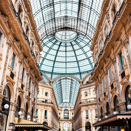 Comecasa Duomo - San Babila Lovely Apartment มิลาน ภายนอก รูปภาพ
