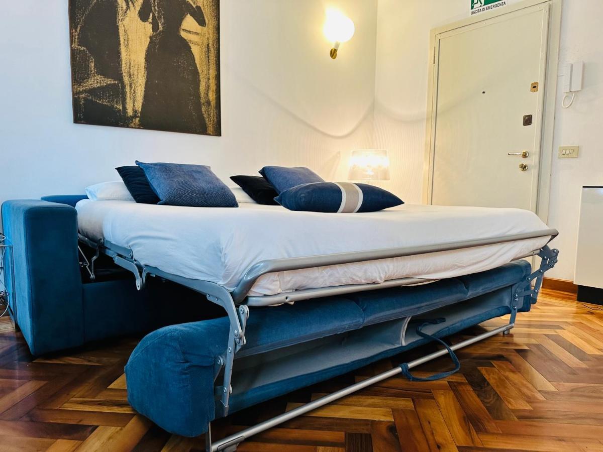 Comecasa Duomo - San Babila Lovely Apartment มิลาน ภายนอก รูปภาพ