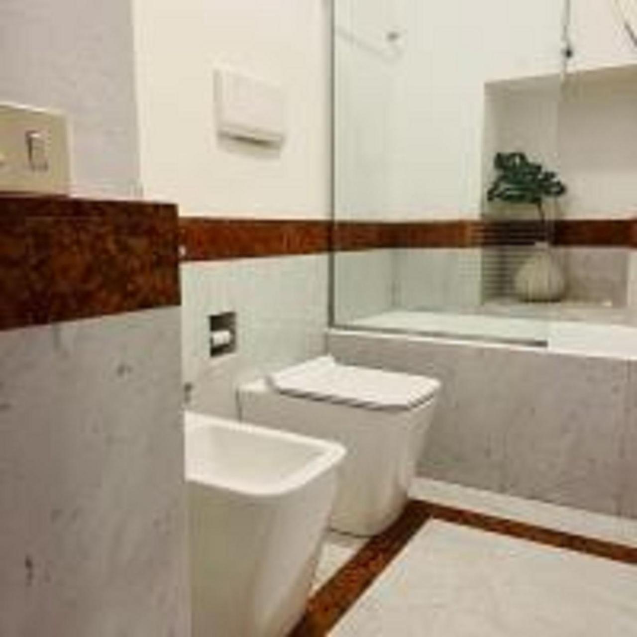 Comecasa Duomo - San Babila Lovely Apartment มิลาน ภายนอก รูปภาพ